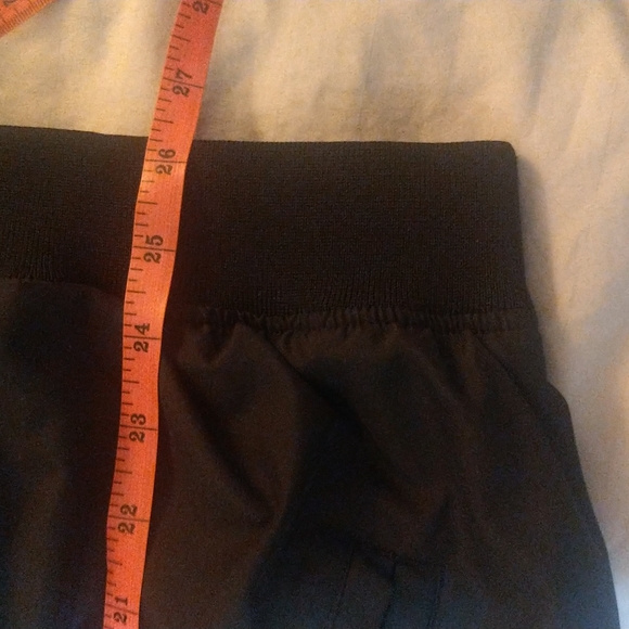 NFL/Reebok Pullover Steelers Jacket  Medium Black & Gold. A little Distressed - Picture 12 of 12